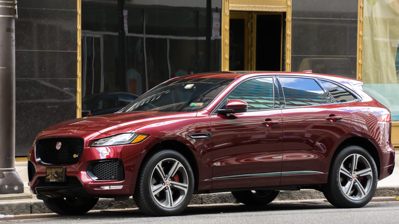 Illustration for article titled Saw an F-Pace in Philly